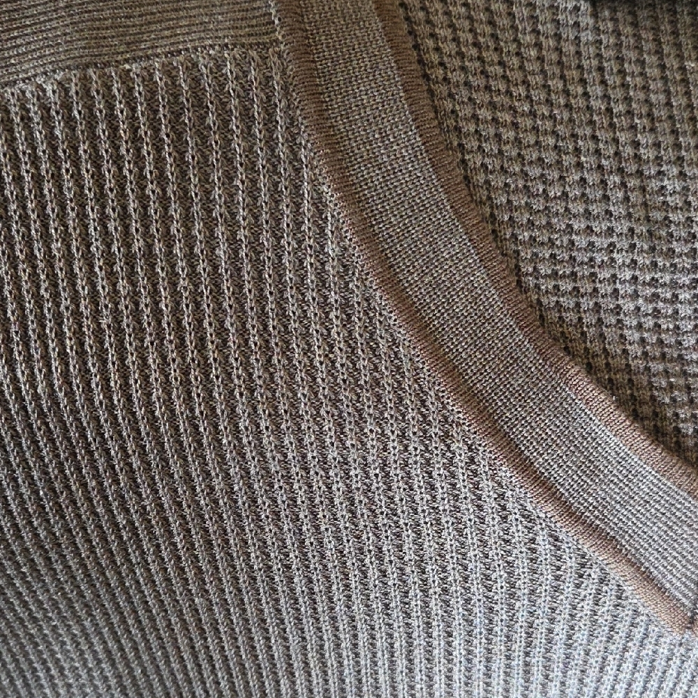 Joseph Abboud Brown V-Neck Sweater Fine Knit Classic - Picture 6 of 6